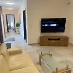 דירה New 2 Bedroom Sunset Penthouse By Mabeli *
