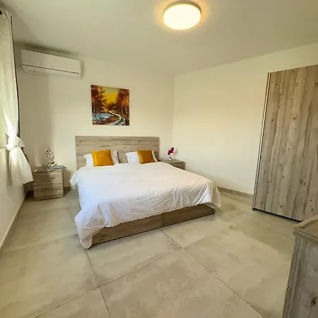 New 2 Bedroom Sunset Penthouse By Mabeli דירה Is-Swieqi