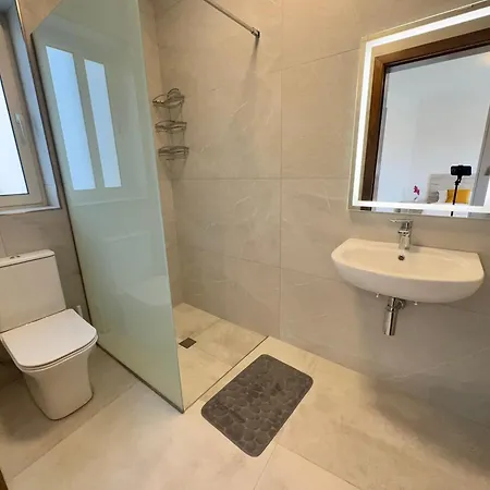 Daire New 2 Bedroom Sunset Penthouse By Mabeli Is-Swieqi