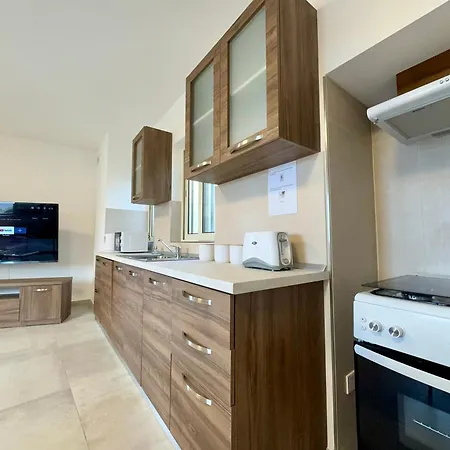 New 2 Bedroom Sunset Penthouse By Mabeli * Is-Swieqi