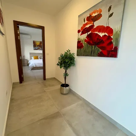 New 2 Bedroom Sunset Penthouse By Mabeli Daire Is-Swieqi